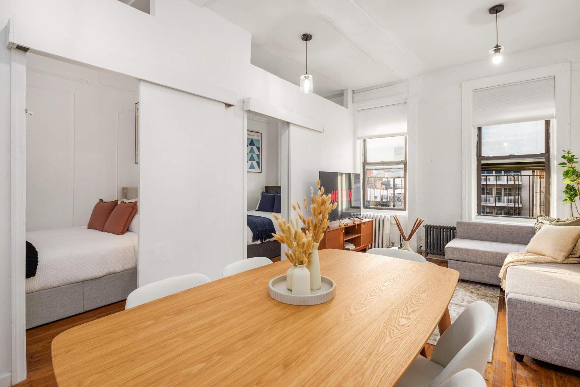 Timeless Charm Rustic 2br Hideaway In Nyc Appartement